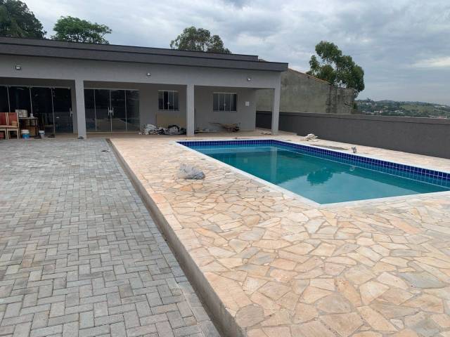 #006 - Chácara para Locação em Atibaia - SP